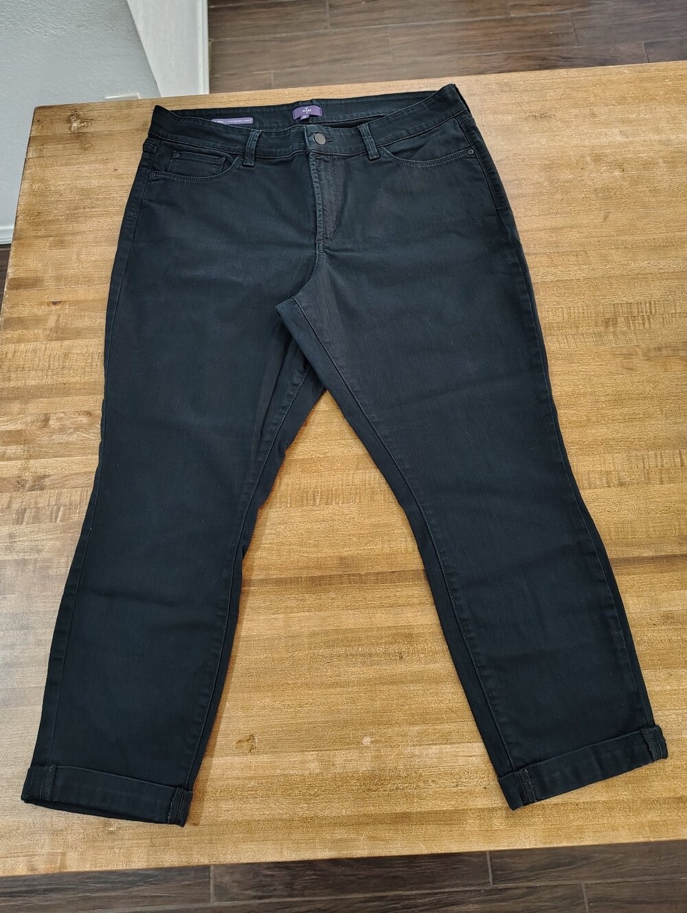 NYDJ Alina Convertible Ankle Black Denim Jeans Size 14 NO FADING JUST THE LIGHTI